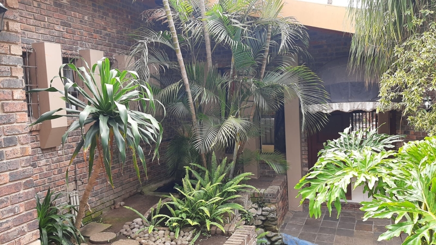 4 Bedroom Property for Sale in Vincent Heights Eastern Cape